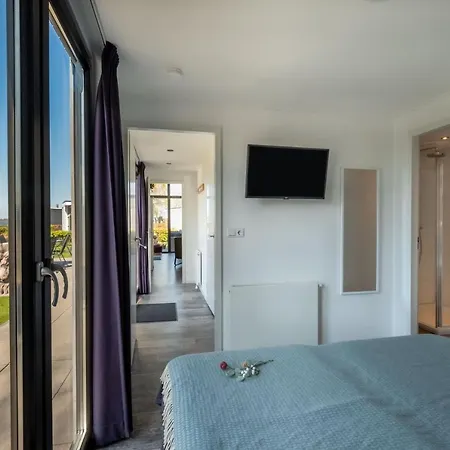 Cube Of Luxury Direkt Am Europarcs Bad Hoophuizen Дом отдыха *